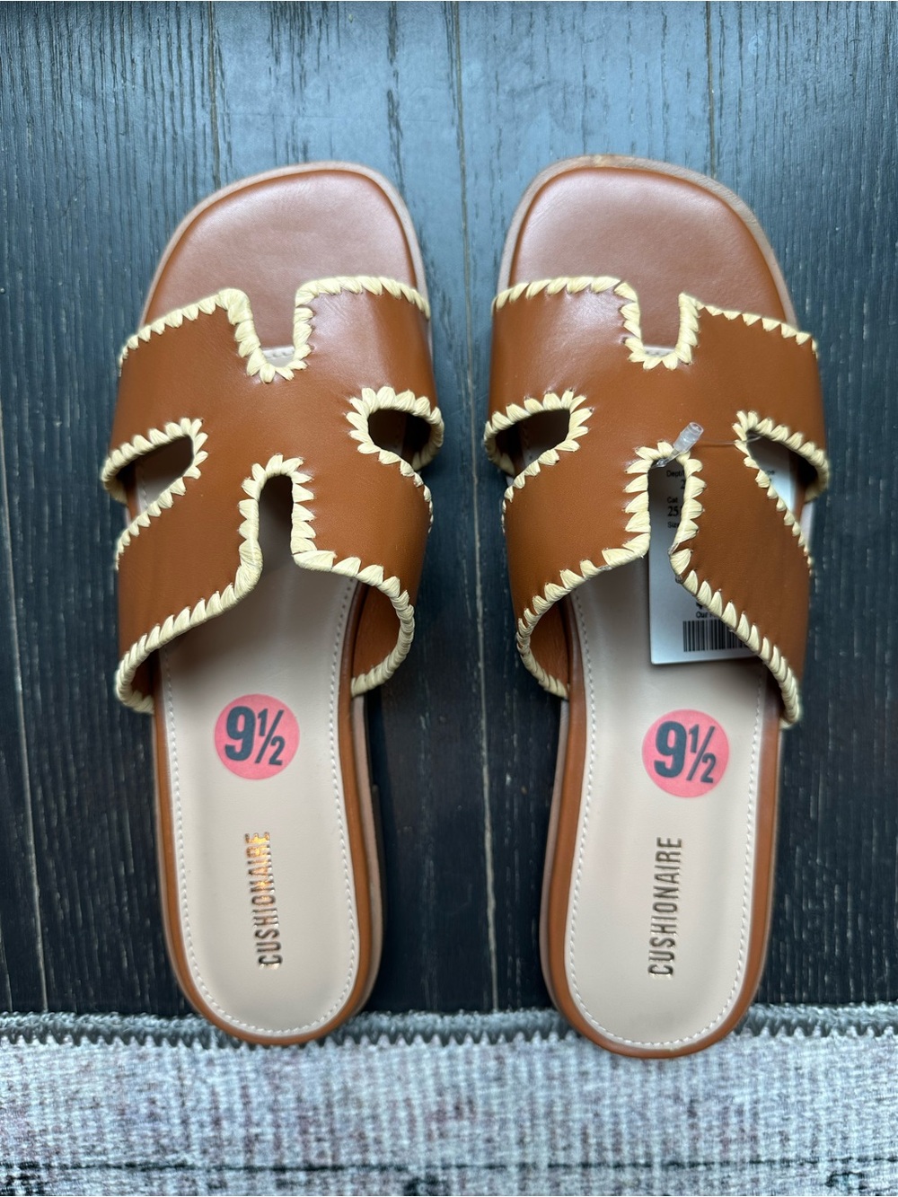 Cushionaire Women's Tan Slide Mules with Contrast Cream Stitching - 9½